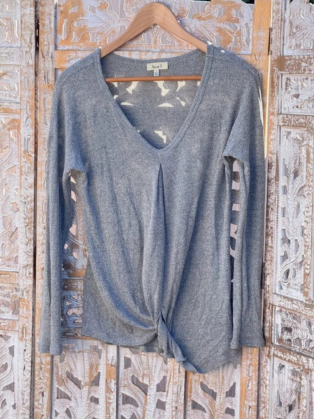 Love J Heather Gray Twist Front V-Neck Sweater M